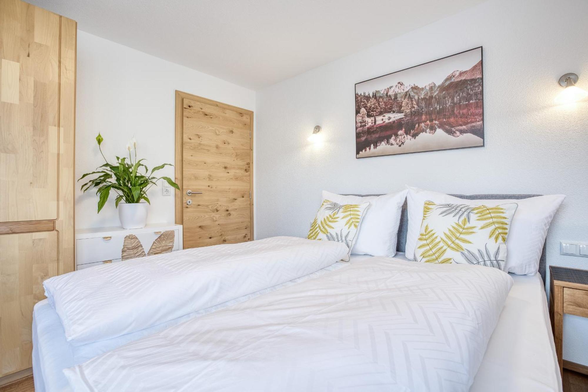 Chill Out Apartments ランデック エクステリア 写真