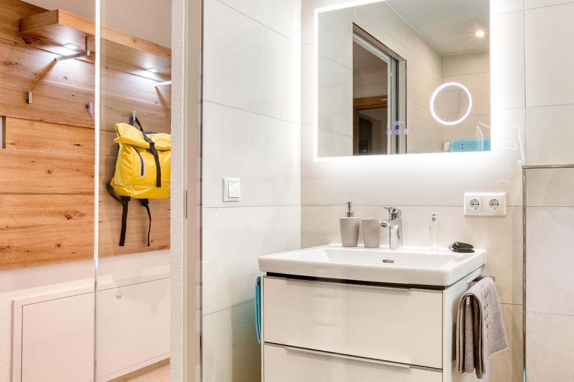 Chill Out Apartments ランデック エクステリア 写真
