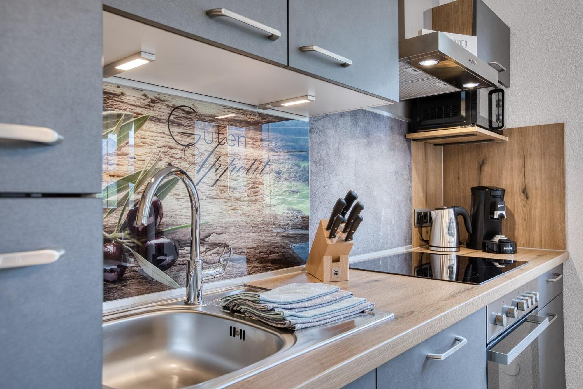 Chill Out Apartments ランデック エクステリア 写真
